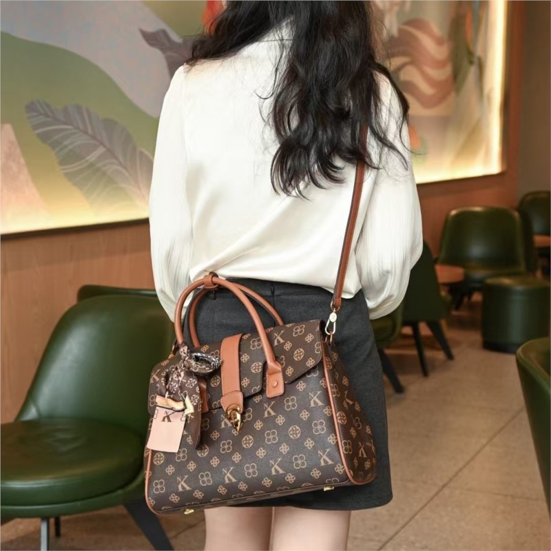 Light luxury brand women's bag - Women Bags High End Brands review and price