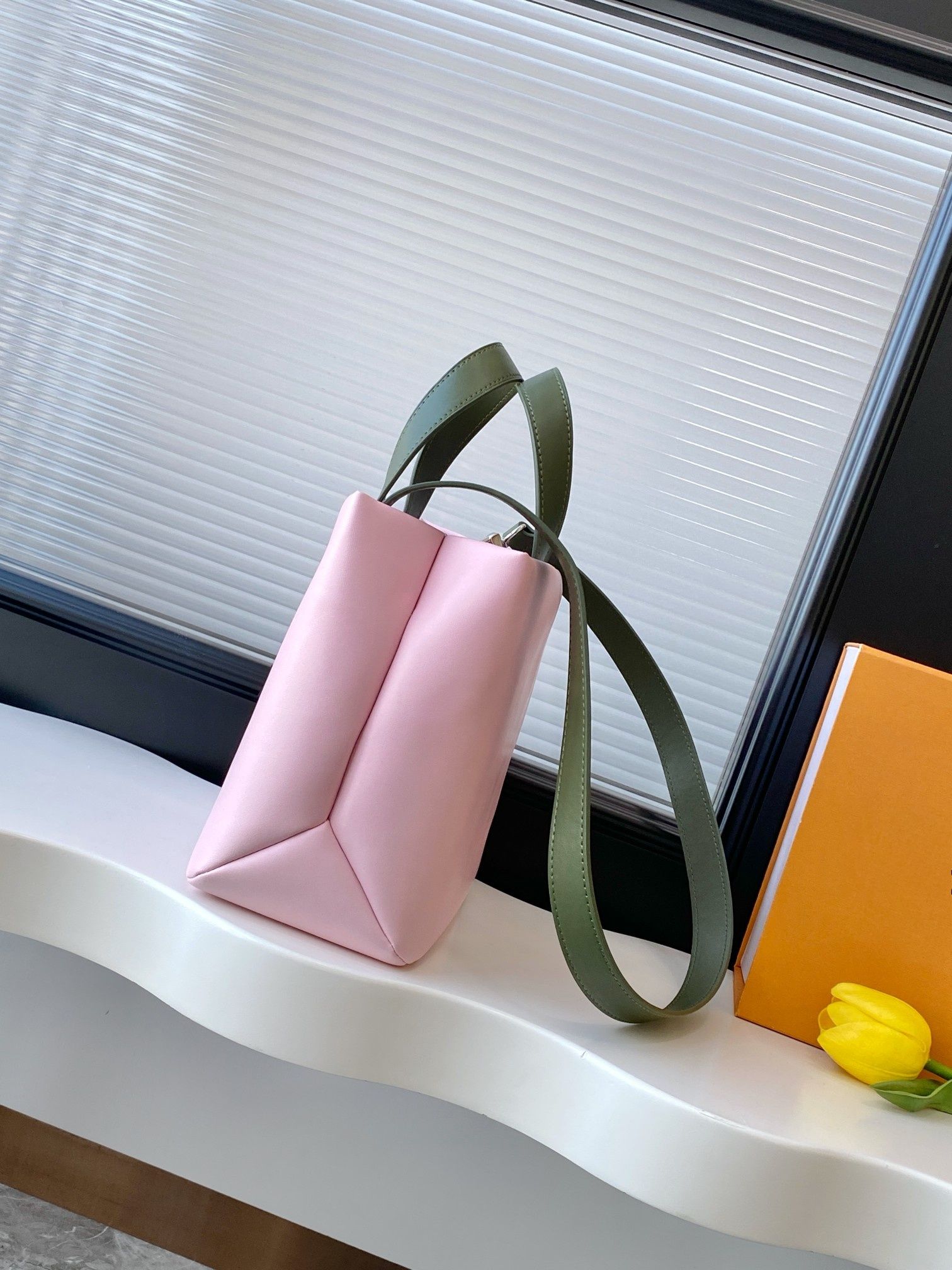 Simple Fashion Versatile Conve - Women Hand Bags For Office review and price