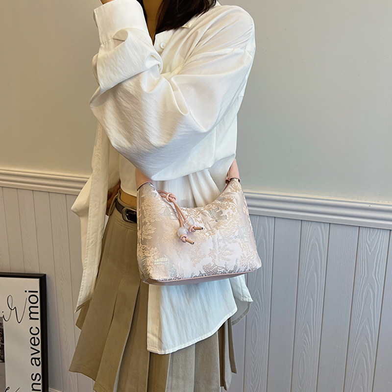 Chinese Ancient Style Wrist Ba - Women'S Evening Bags review and price